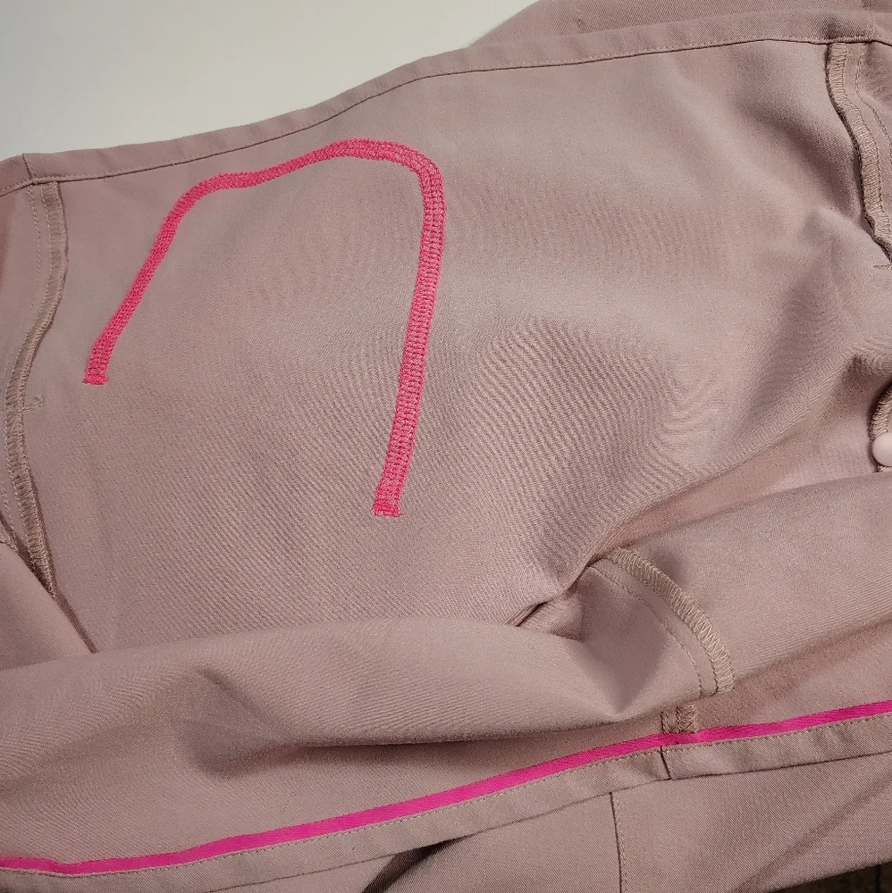 Movement by Butter Soft Mintaka scrub top, shirt collar, size L,mauve pink. - Picture 14 of 17